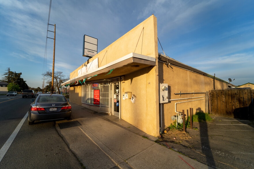 More Photos Of 5037-5041 Olivehurst Ave, Olivehurst Freestanding For Sale