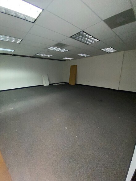 More Photos Of 3600 Sisk Rd, Modesto Coworking Space