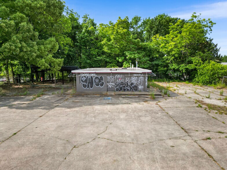 More Photos Of 1050 Donald Lee Hollowell Pky NW, Atlanta Land For Sale