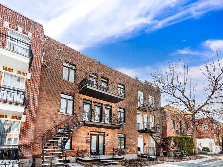 Primary Photo Of 5558-5566 Av 10E, Montréal Apartments For Sale