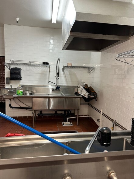 More Photos Of 1465 Webster St, Alameda Restaurant For Sale