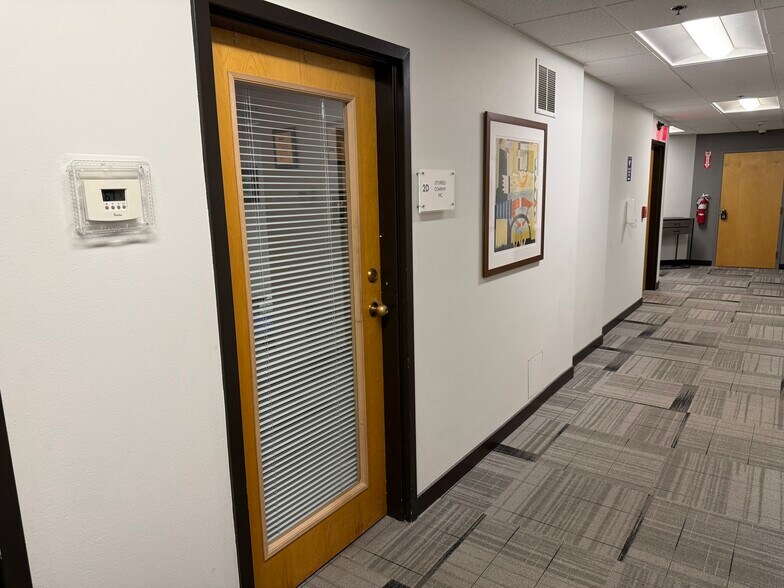 More Photos Of 83 Cambridge St, Burlington Medical For Lease