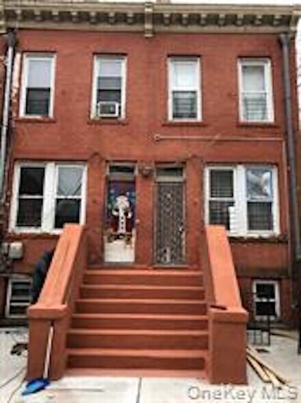 More Photos Of 764 E 213th St, Bronx Apartments For Sale