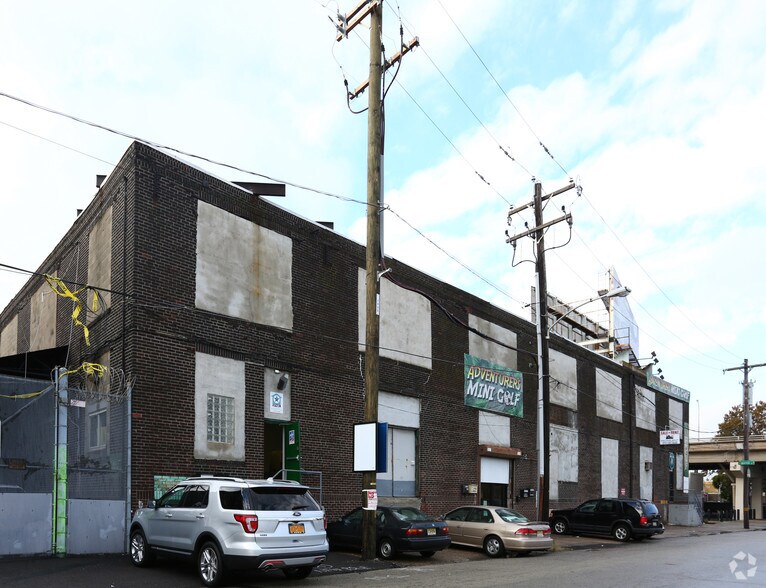 More Photos Of 20 Jackson St, Philadelphia Unknown For Lease