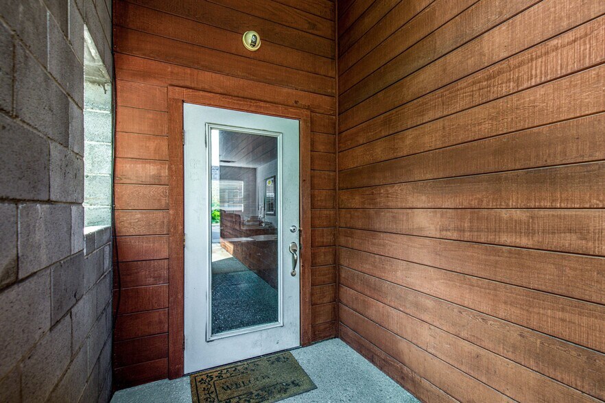More Photos Of 810 Whispering Pines Ln, Grass Valley Refrigeration Cold Storage For Sale