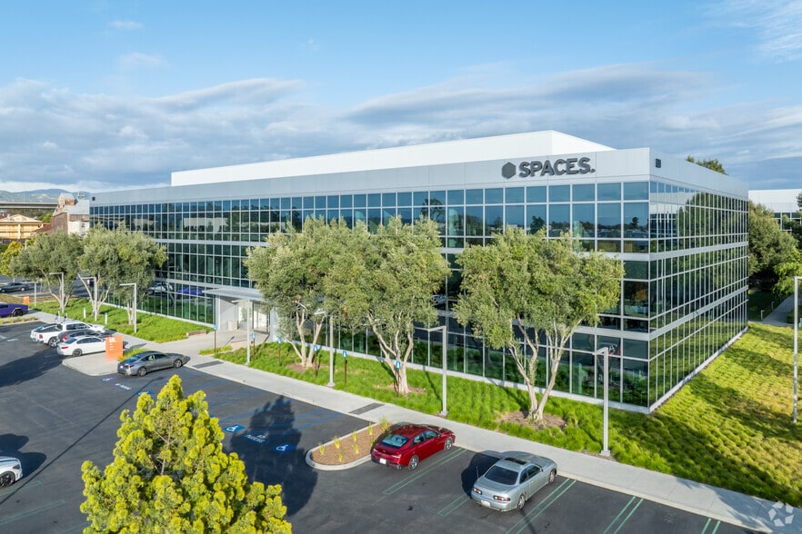 More Photos Of 530 Technology Dr, Irvine Coworking Space