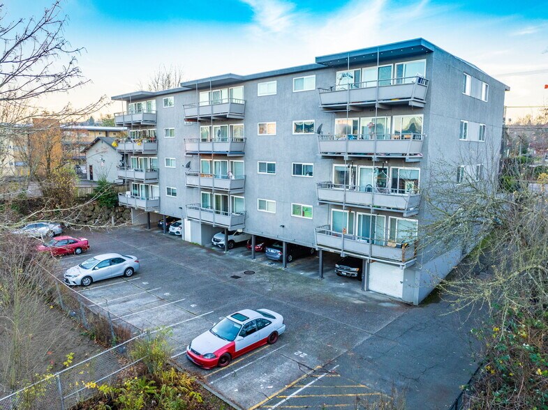 More Photos Of 8630 Rainier Ave S, Seattle Multifamily For Sale