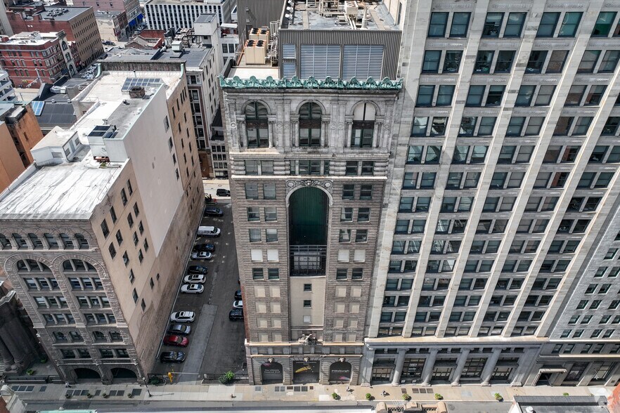 More Photos Of 322 Fourth Ave, Pittsburgh Industrial For Lease