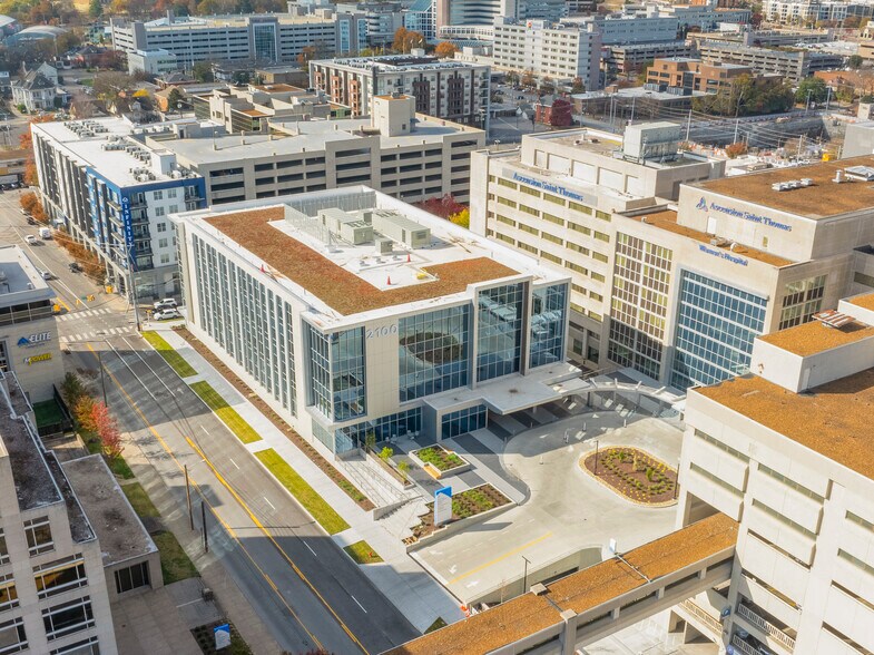 More Photos Of 2100 Church St, Nashville Medical For Lease