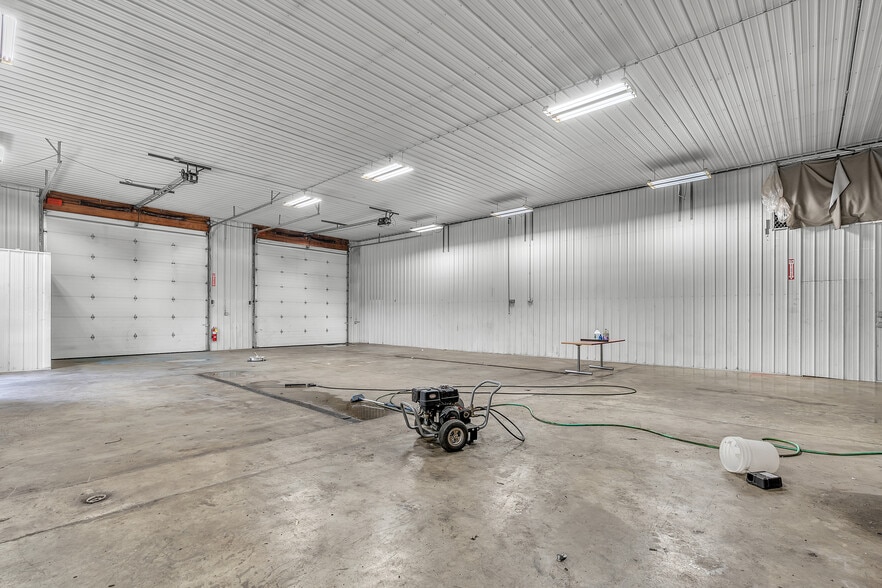 More Photos Of , Elkhart Unknown For Sale