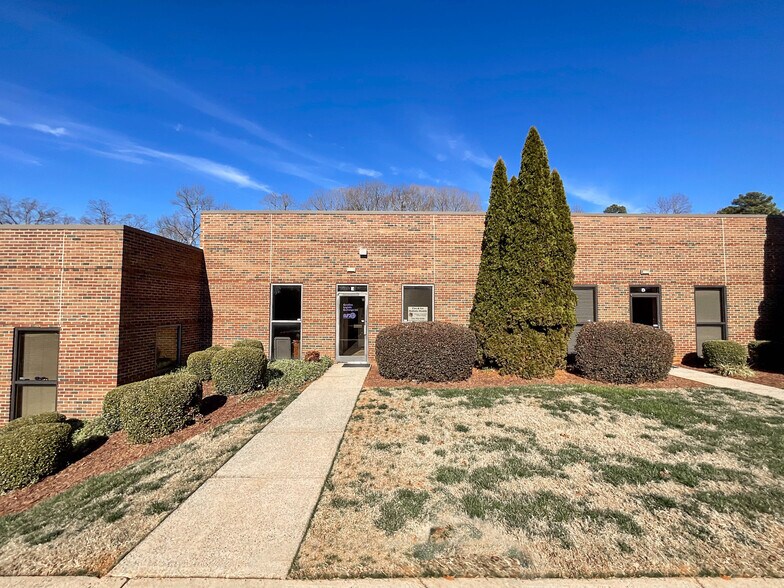More Photos Of 4475 Morris Park Dr, Mint Hill Office For Sale