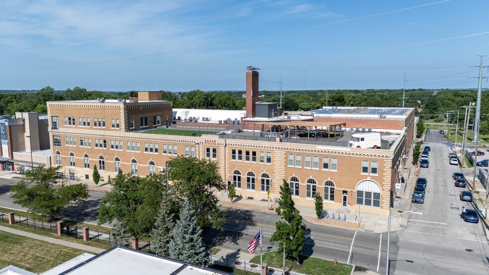 More Photos Of 1108 E 30th St, Kansas City Apartments For Lease