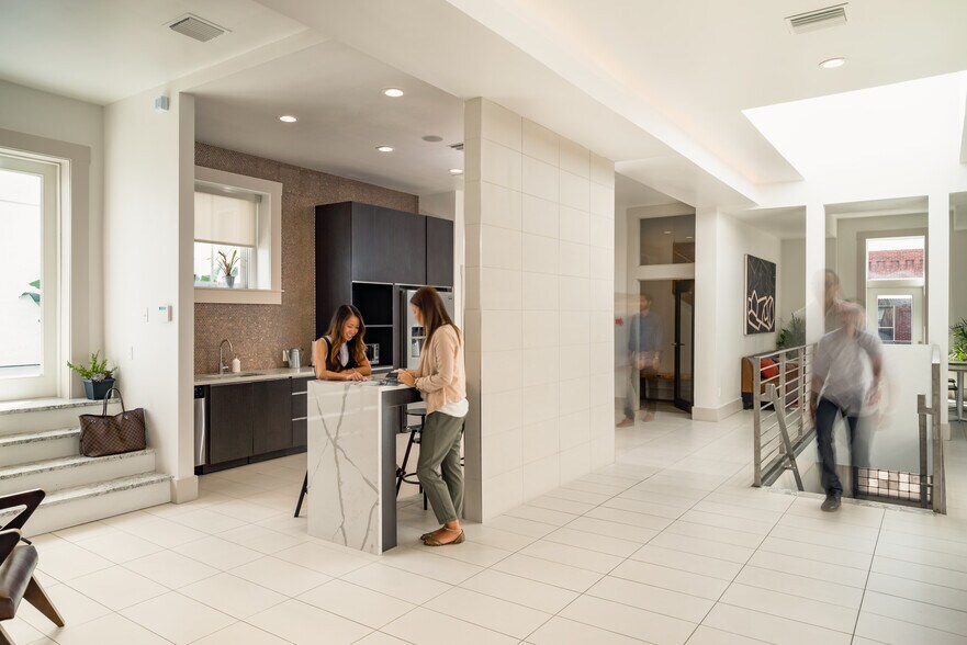 More Photos Of 1726 E 7th Ave, Tampa Loft Creative Space For Lease