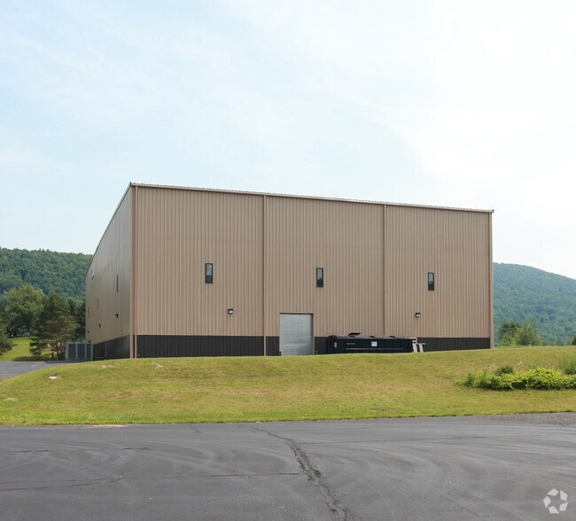 More Photos Of 152 Corporate Dr, Oneonta Warehouse For Sale
