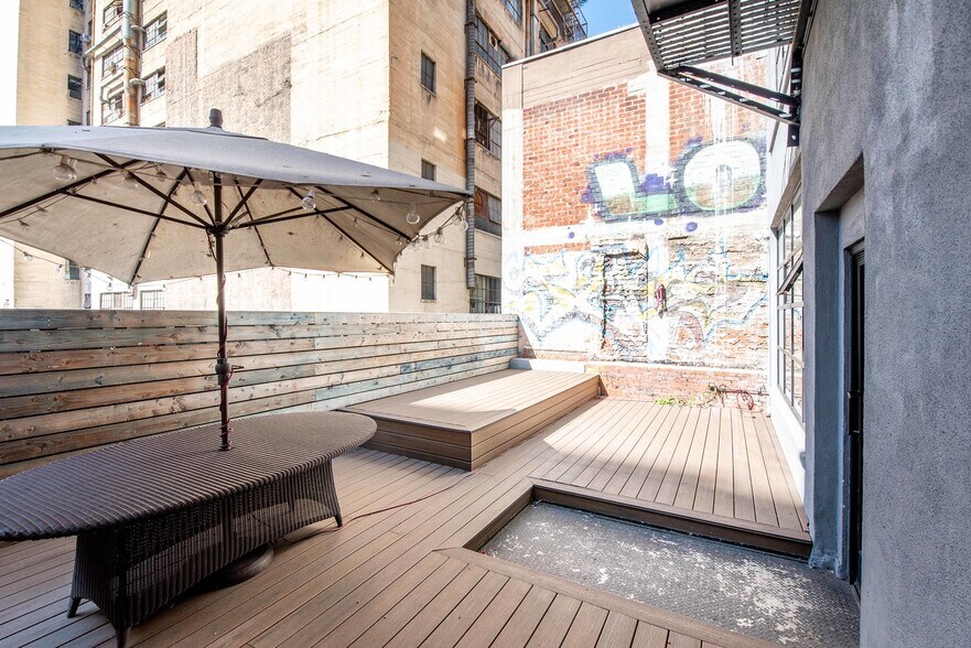 More Photos Of 731 S Broadway, Los Angeles Office For Lease