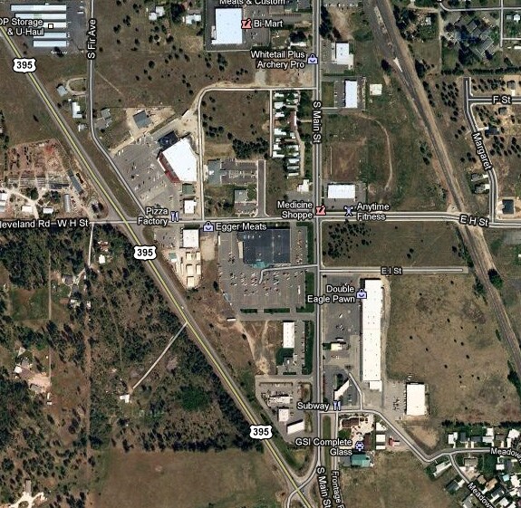 More Photos Of 11 E H St, Deer Park Unknown For Lease