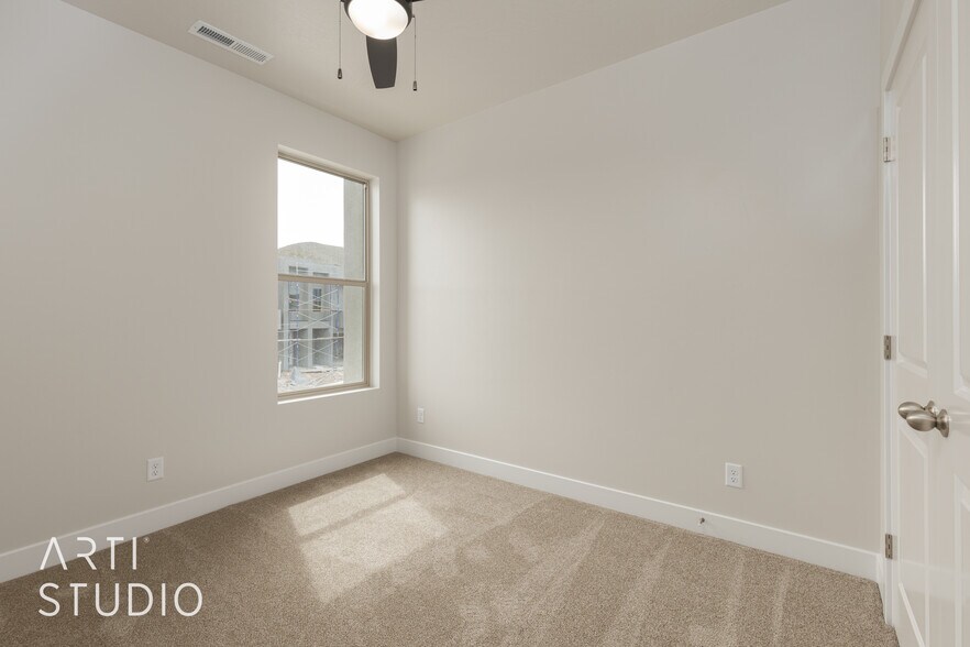 More Photos Of 1990 W 250 S, Hurricane Apartments For Sale