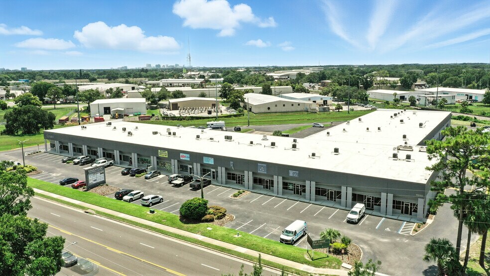 More Photos Of 6250-6270 Edgewater Dr, Orlando Light Distribution For Lease