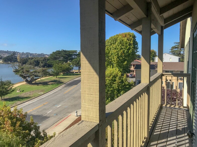 More Photos Of 200 Camino Aguajito, Monterey Office For Lease