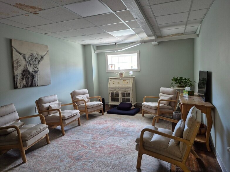 More Photos Of 19 S Walnut St, Wauregan General Retail For Sale