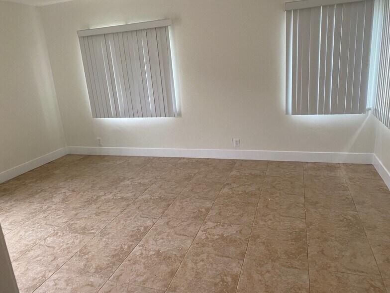 More Photos Of 403 N Harbor Blvd, Anaheim Apartments For Sale