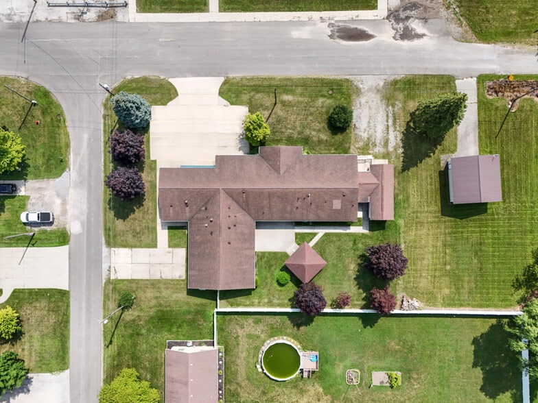 More Photos Of 200 S 4th St, Kawkawlin Assisted Living For Sale