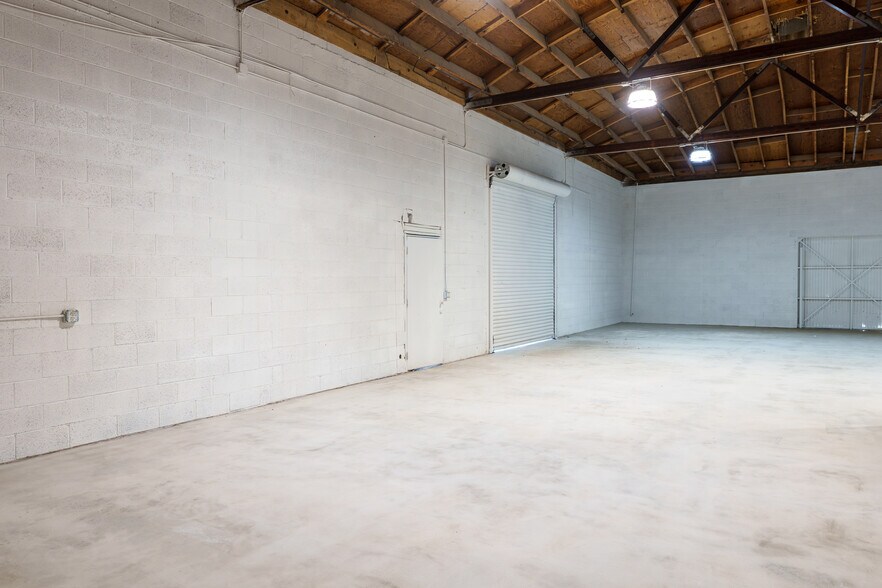 More Photos Of 83333 State Highway 111, Indio Auto Dealership For Lease