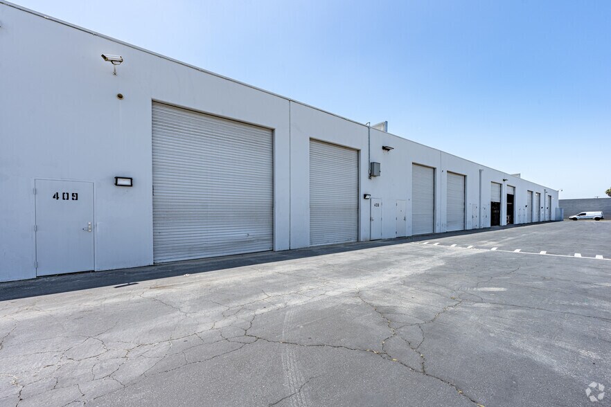 More Photos Of 4901 Patata St, Cudahy Unknown For Lease