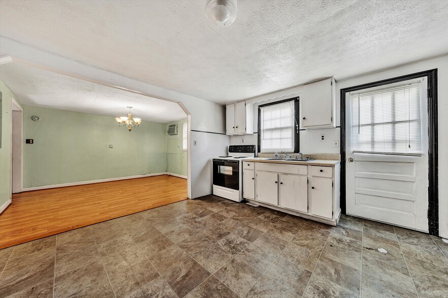 More Photos Of 11738 Leesville Rd, Lynch Station Religious Facility For Sale