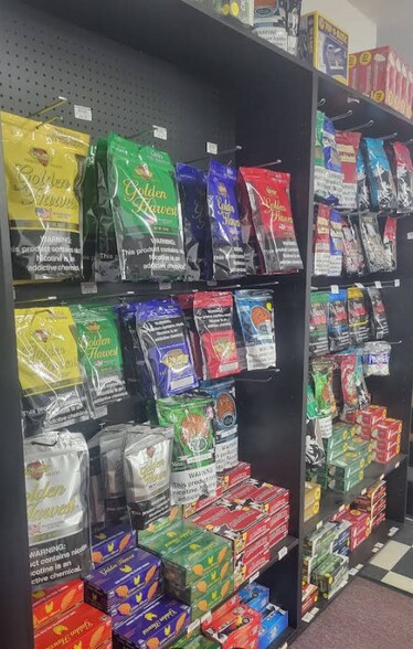 More Photos Of 300 E Raymond St, Harrisburg General Retail For Sale