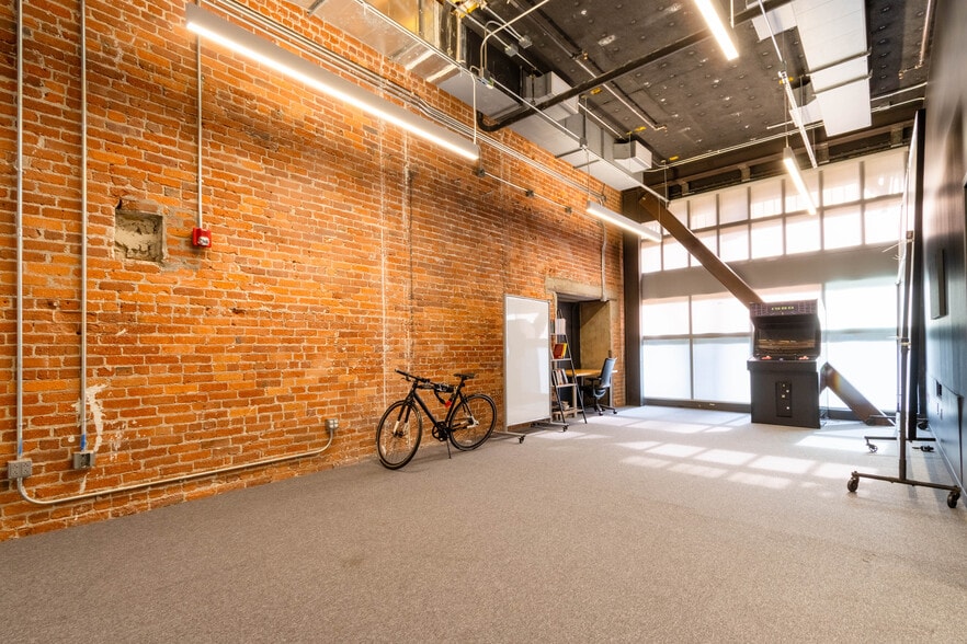 More Photos Of 118 King St, San Francisco Office For Lease