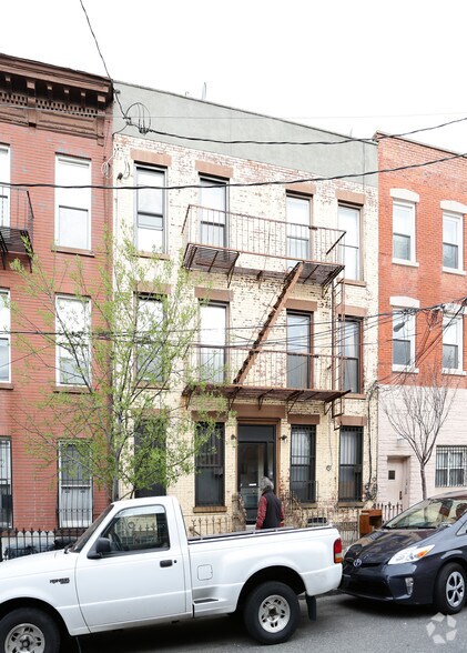More Photos Of 656 Henry St, Brooklyn Apartments For Sale