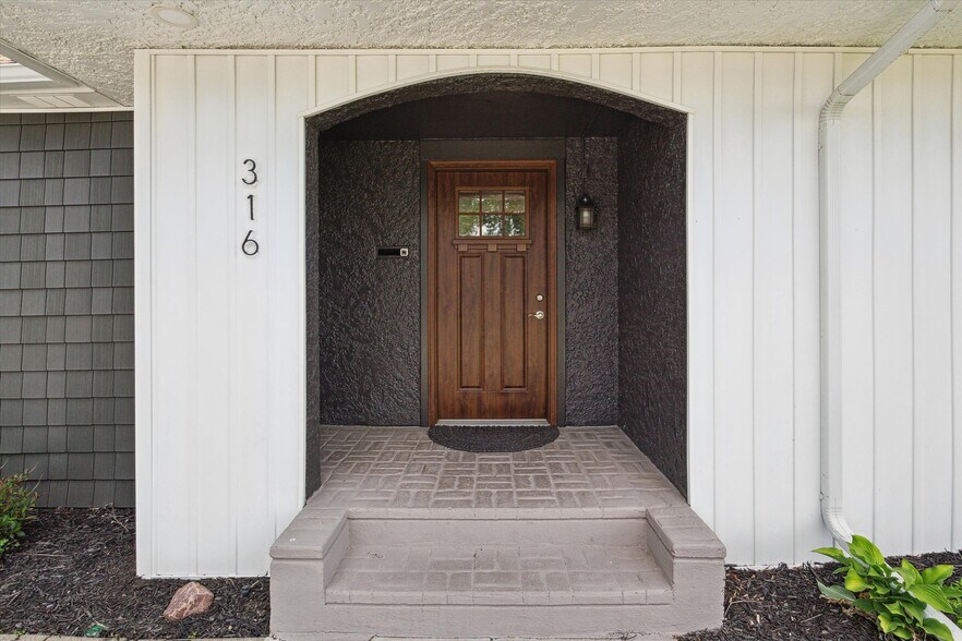 More Photos Of 316 S Eddy St, South Bend Office Residential For Sale