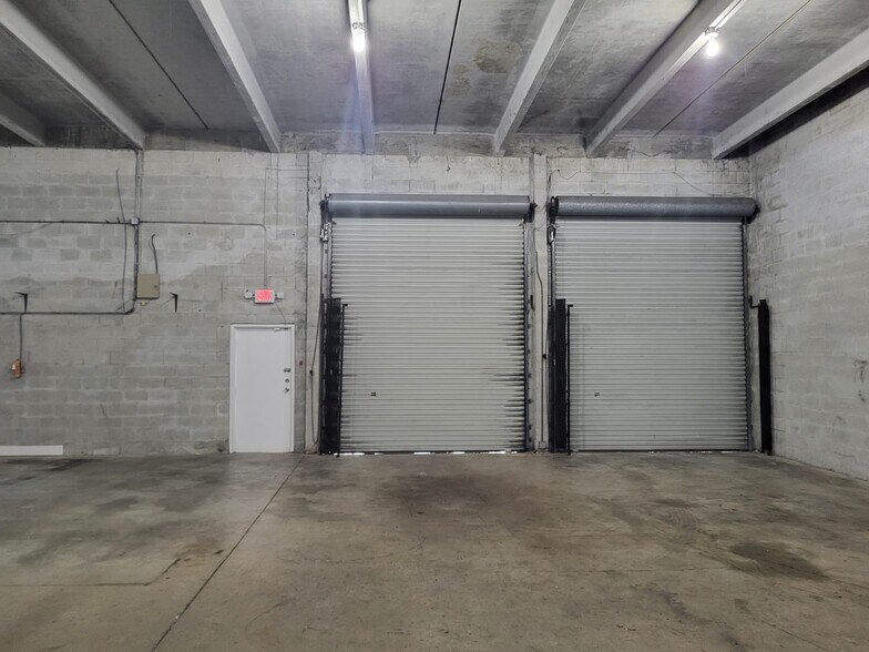 More Photos Of 8238-8270 NW South River Dr, Miami Industrial For Lease