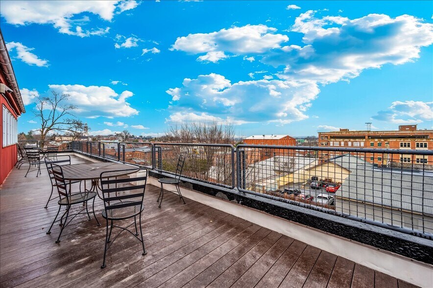 More Photos Of 47 E All Saints St, Frederick Loft Creative Space For Sale