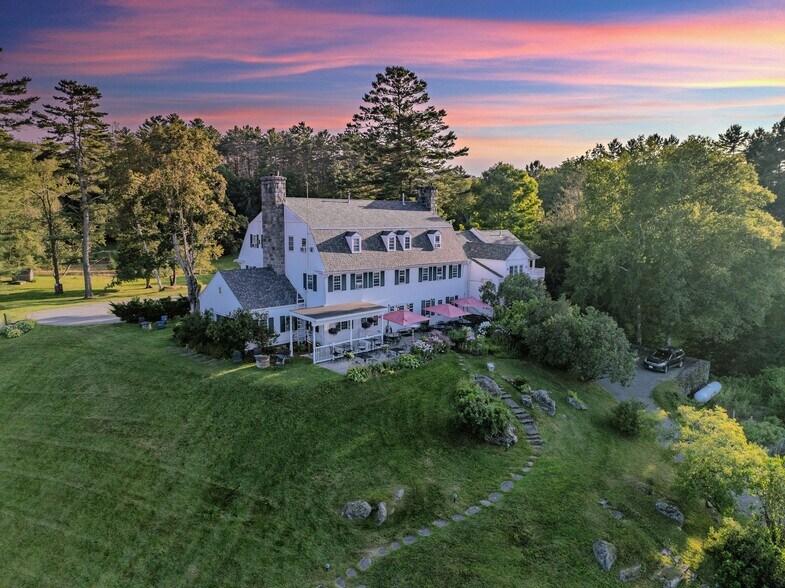 More Photos Of 80 Guider Ln, Bethlehem Hotel For Sale