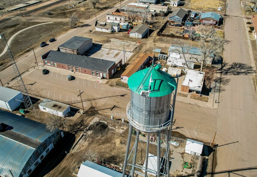 More Photos Of 604 1st Ave, Deer Trail Storefront For Sale