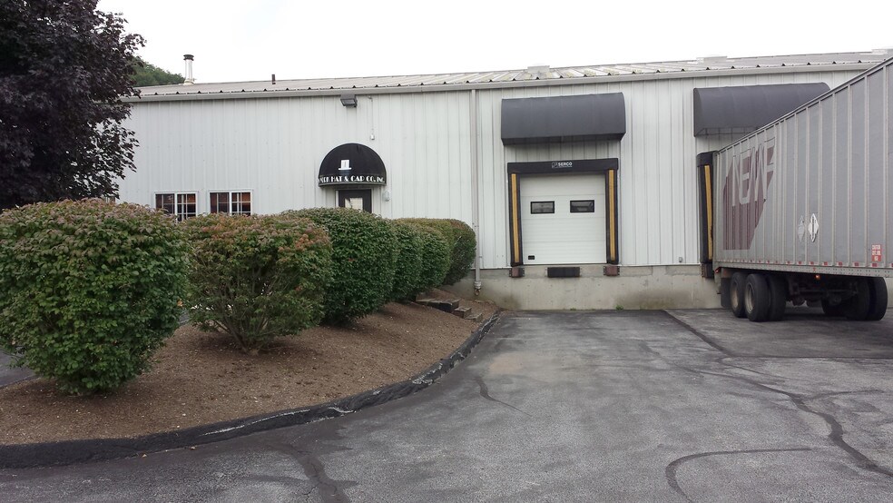 More Photos Of 41 Elkay Dr, Chester Warehouse For Lease