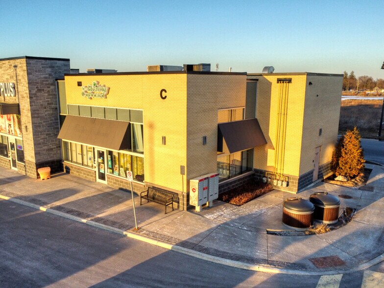 More Photos Of 101 Clarence St, Port Colborne General Retail For Sale