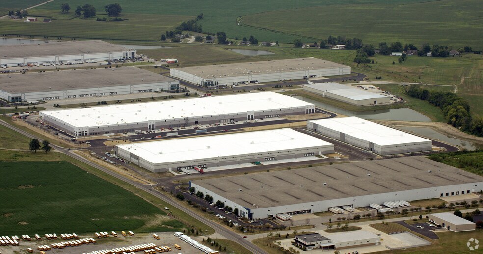 More Photos Of 4820 S Indianapolis Rd, Whitestown Distribution For Lease