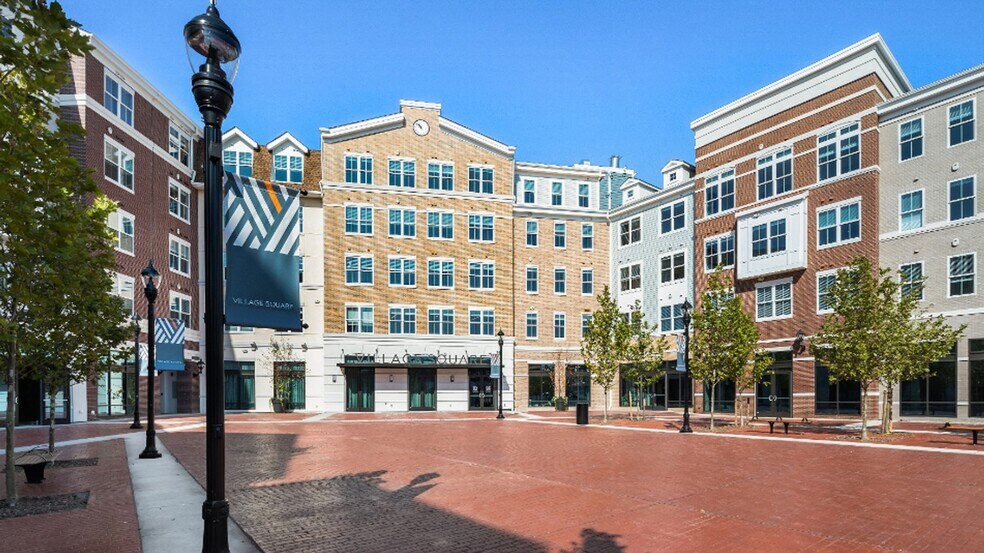 More Photos Of 100 Village Sq, Glen Cove Apartments For Lease