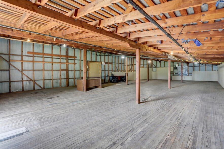 More Photos Of 40 Lurgan Ave, Shippensburg Manufacturing For Sale