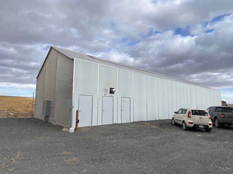 More Photos Of 23855 Rd 12 NW, Quincy Land For Lease