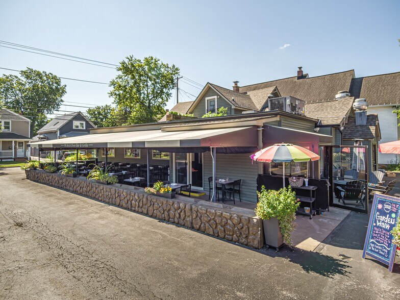 More Photos Of 99 Aurora St, Lancaster General Retail For Sale