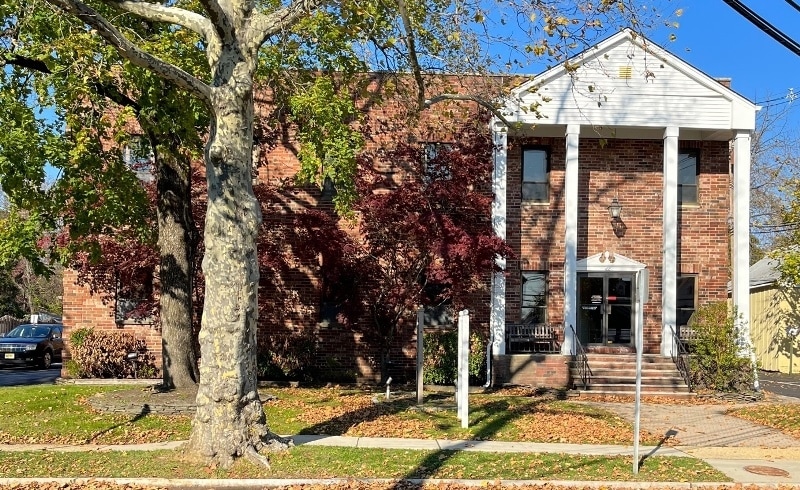 More Photos Of 188 E Bergen Pl, Red Bank Office For Sale