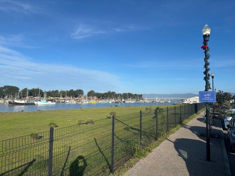 More Photos Of 0 1st St, Eureka Land For Sale