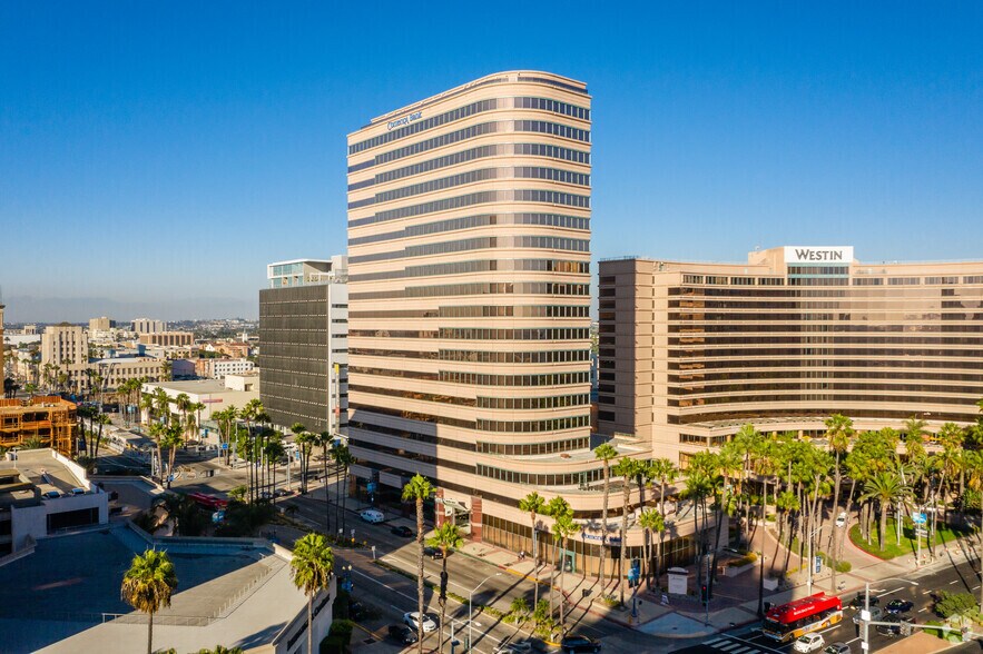 More Photos Of 301 E Ocean Blvd, Long Beach Office For Sale