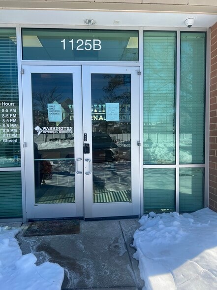 More Photos Of 4229 Lafayette Center Dr, Chantilly Office For Sale