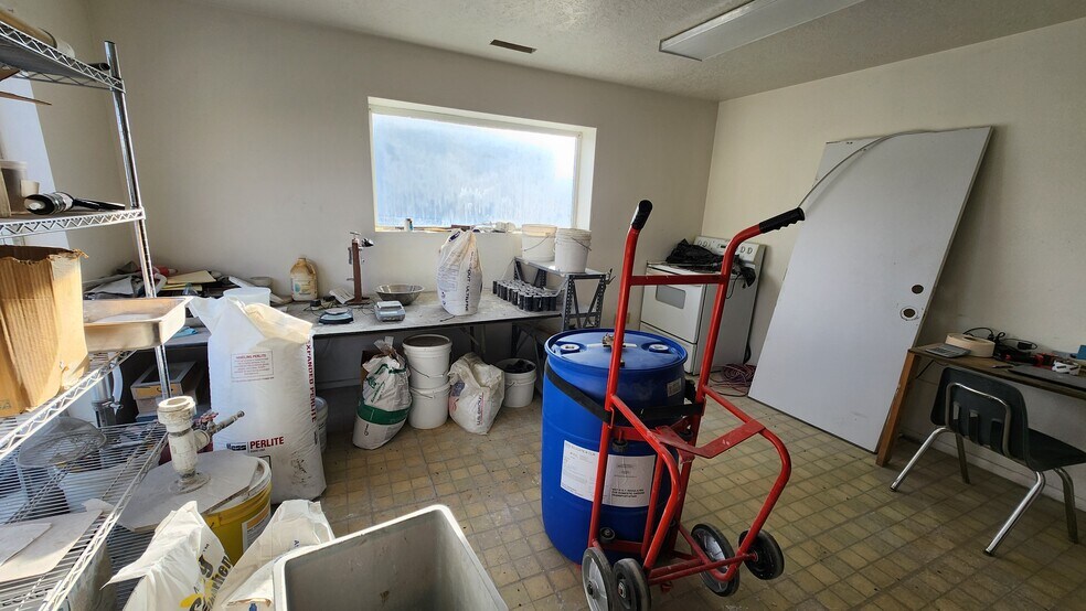 More Photos Of 530 N 400 W, Malad City Warehouse For Sale