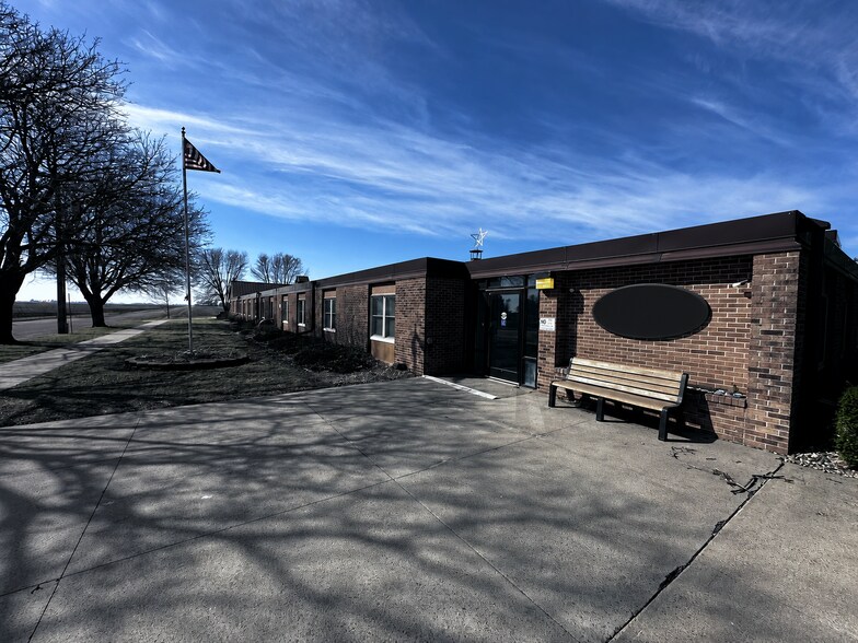 More Photos Of 303 Broadway St S, Trimont Hospital For Lease